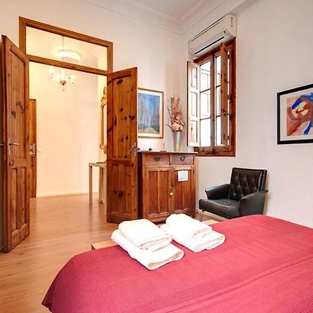 Beds & Breaks Strauss Apartment Valencia Exterior foto